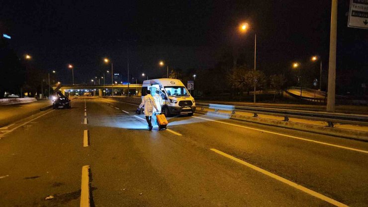 Bakırköy’de ’dur’ ihtarına uymayan sürücü kaza yapınca yakalandı... Kovalamaca anları kamerada
