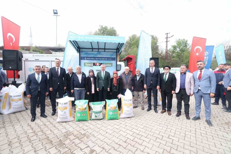 3 bin 500 çiftçiye bin 420 ton yem bitkisi tohumu desteği