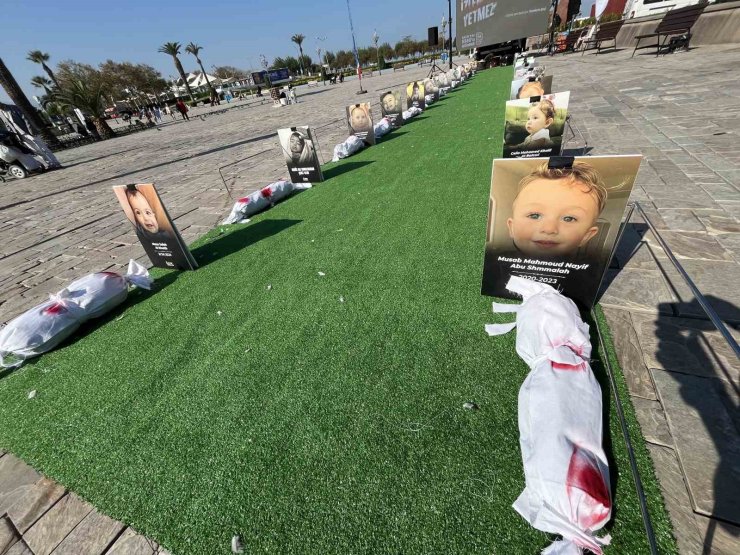 İzmir’de "Vicdan Sergisi" ile Gazze’nin acısına dikkat çekildi