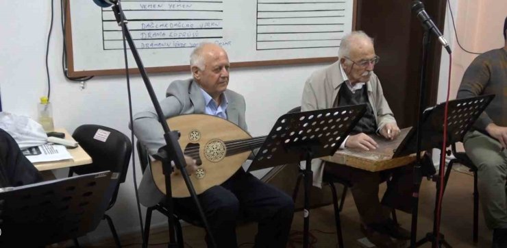 Mübadillerin torunları kültürlerini sanatla yaşatıyor