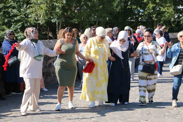 Terörsüz Türkiye vurgusu, turist kapısını ardına kadar açtı