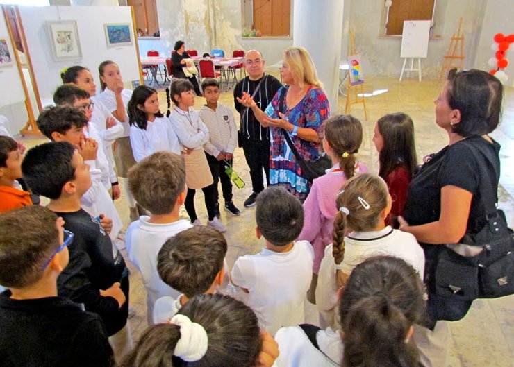 "Ekim Geçidi" sergisi Çeşme’de