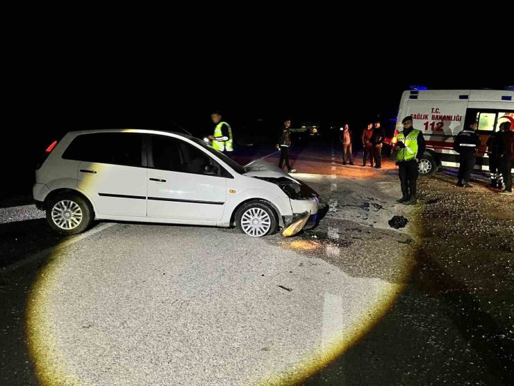 Bilecik’te otmobiller kafa kafaya çarpıştı: 4 yaralı