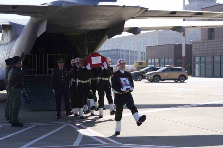 Şehit Piyade Er Eyüp Güner’in naaşı memleketi Gaziantep’te