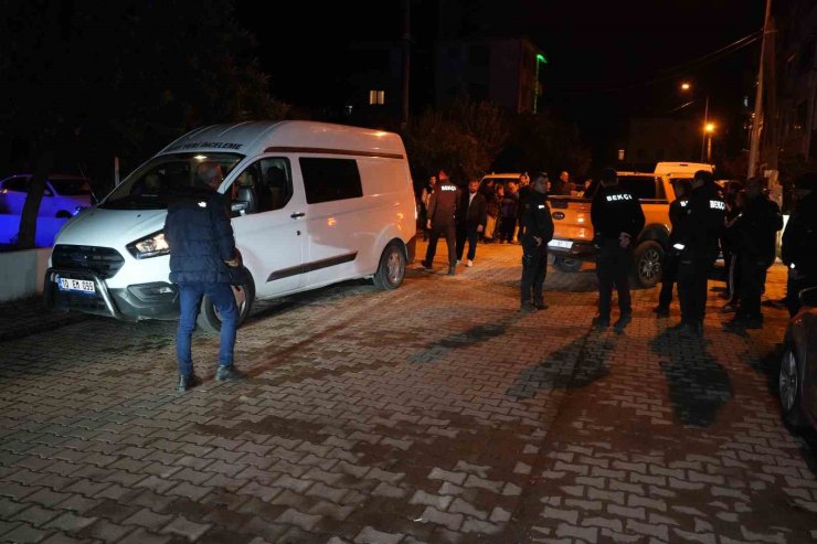 Balıkesir’de evinde silahla vurulmuş erkek cesedi bulundu