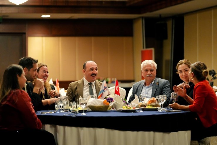 Başkan Kotan’dan muhtarlara: "Sizler demokrasinin mihenk taşlarısınız"