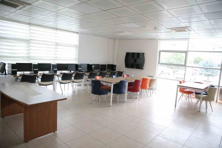 Niğde’de Gençlik Merkezleri faaliyetleri anlatıldı