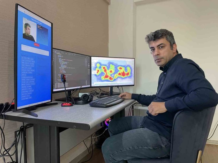 Yapay zeka destekli sanal doktor, sesi dinliyor, yüzü okuyor ve hastalığı buluyor