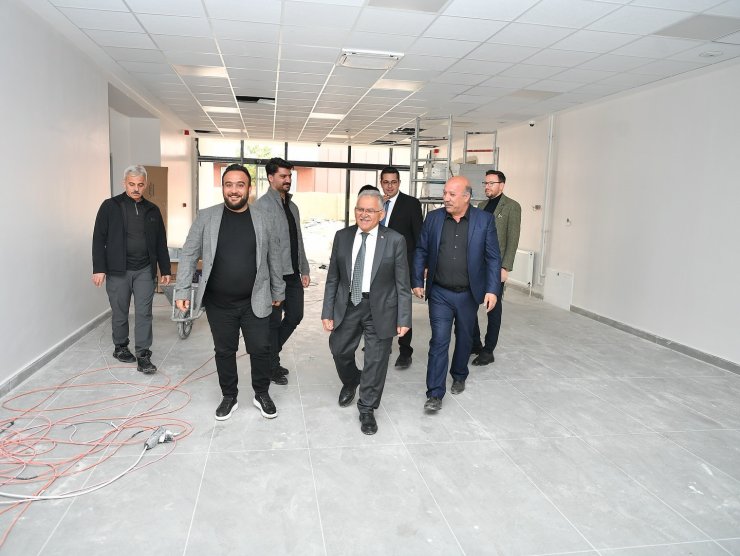 Başkan Büyükkılıç, aileden gelen hayırla alzheimer hastalarına umut olacak