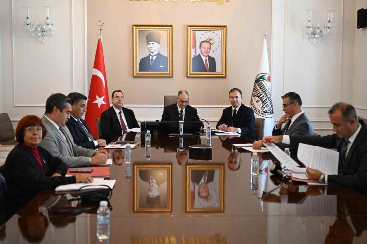 Sahipsiz hayvanlara yönelik tedbirler masaya yatırıldı