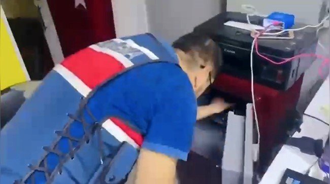 Osmaniye’de 3 milyon TL’lik kaçak elektronik operasyonu