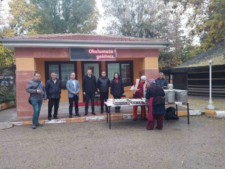 ’Ben Her Yerde Varım Projesi’ kapsamında sıcak çorba ikramı