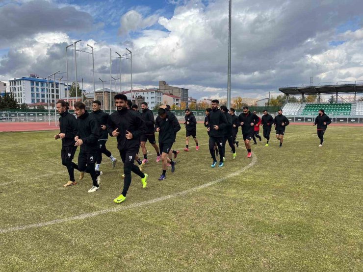 Kars 36 Spor’da hedef 3 puan