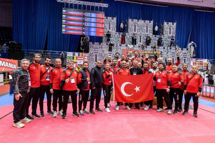 Romanya’da milli taekwondoculardan 39 madalya