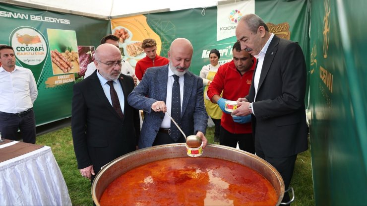 Başkan Çolakbayrakdar: "Kayseri’miz, yöresel lezzetlerin merkezi ve Türkiye’nin gururudur"