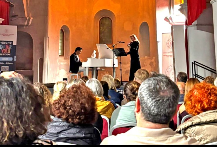 Çeşme’de, Kültür Yolu Festivali’nde müzik ziyafeti