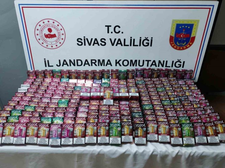 Sivas’ta kaçak tütün operasyonu, 4 Şüpheli yakalandı