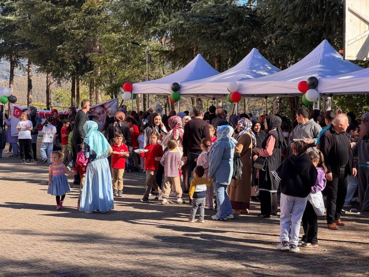 Aybastı’da kardeş okullar, Gazze için yardım etkinliği