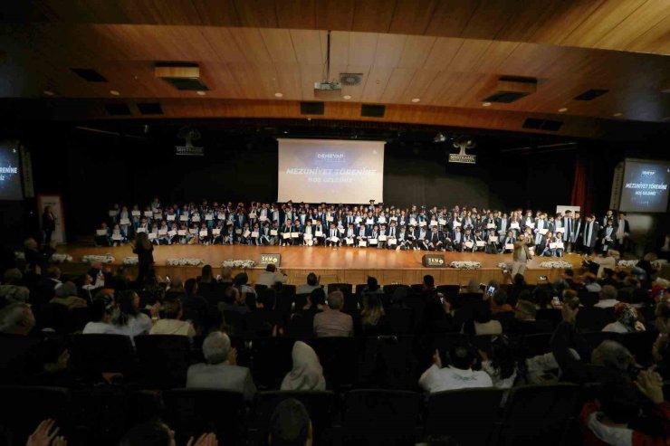 Gaziantep’te Deneyap Teknoloji Atölyeleri ilk mezunlarını verdi