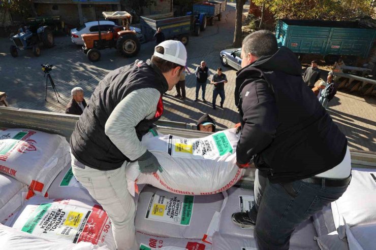 Konya Büyükşehir’den çiftçiye kuraklığa dayanıklı mercimek tohumu desteği