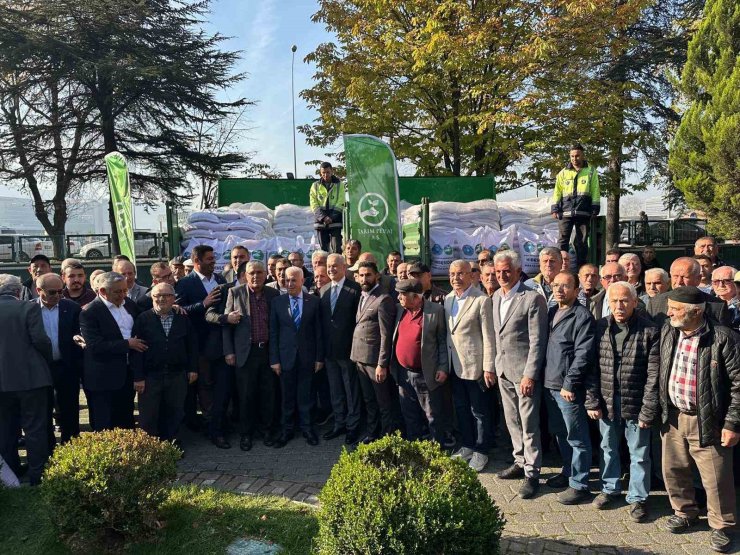 Bursa Büyükşehir’den çiftçilere 47 ton buğday tohumu desteği