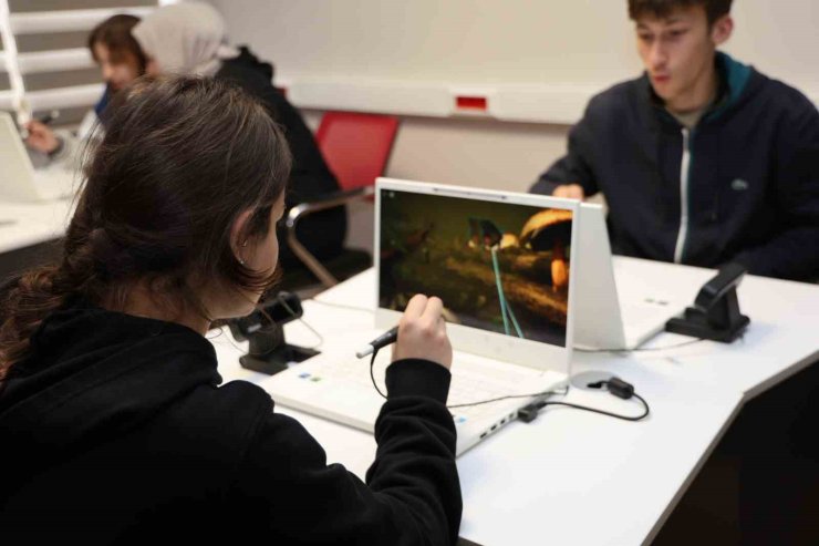 Liseli gençler Düzce Üniversitesi’ni inceledi Safir Koleji