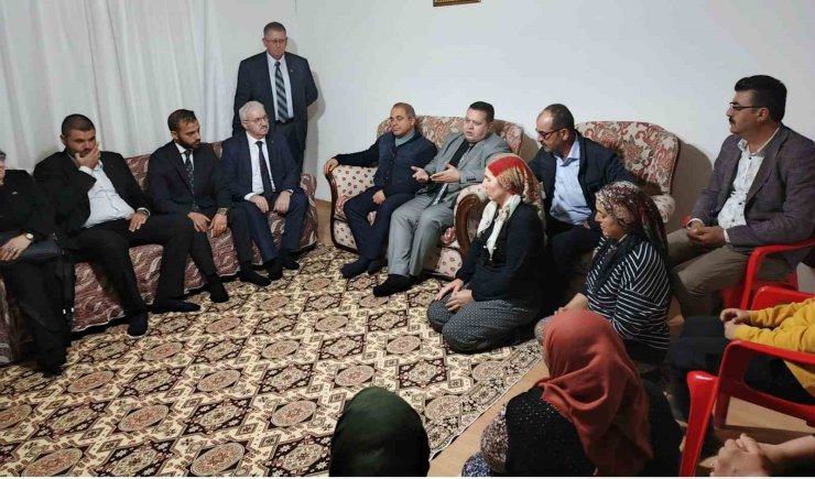 MHP Salihli Teşkilatı "Hayırlı Günler Komşum" ziyaretlerine başladı