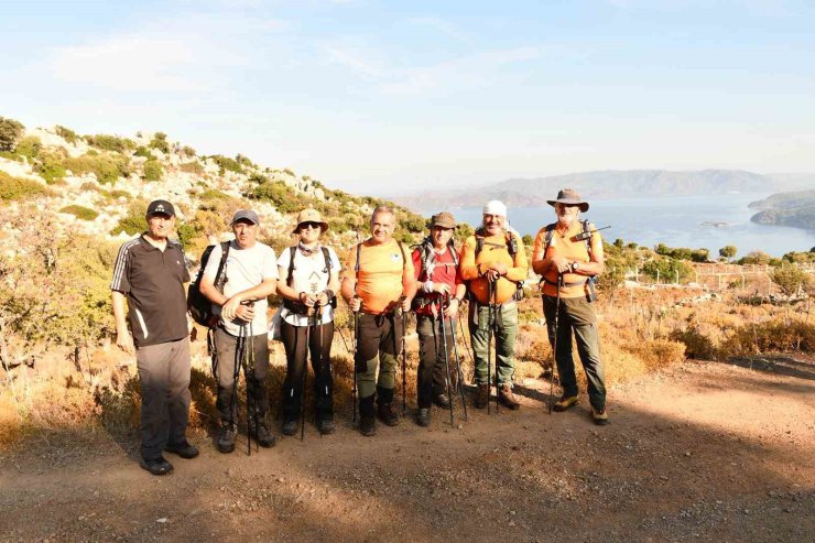 128 doğasever Marmaris’in doğasında yürümek için geldi