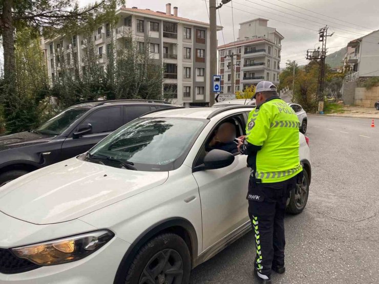 Genel asayiş uygulamasında 8 bin 278 şahıs sorgulandı