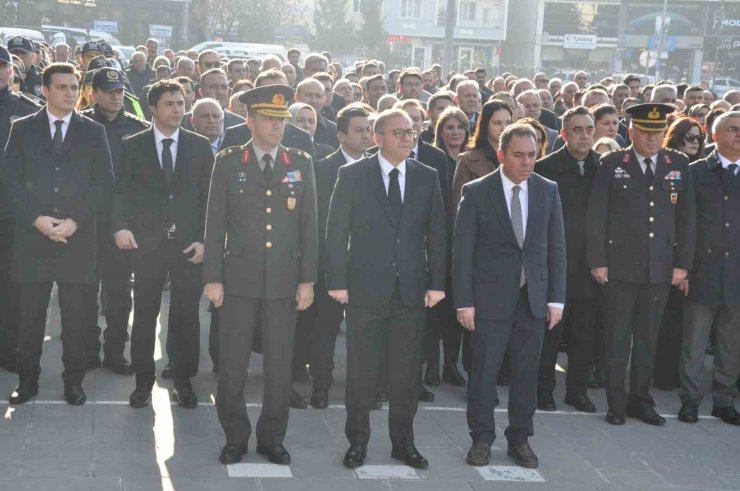 Atatürk ölümünün 87. yıldönümünde Kars’ta anıldı