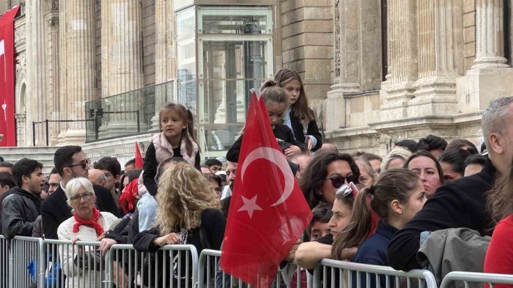 Gazi Mustafa Kemal Atatürk, Dolmabahçe Sarayı’nda anıldı