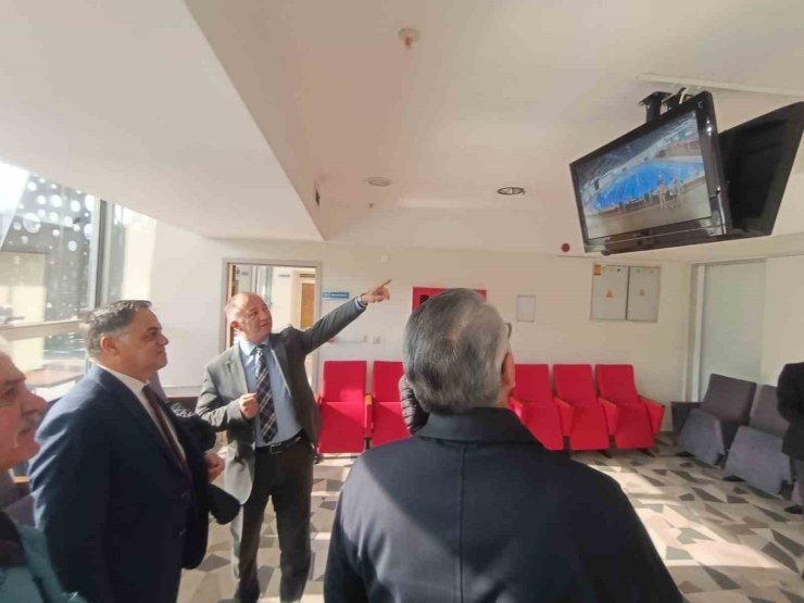 Çakmur kurmaylarına tesisleri gezdi