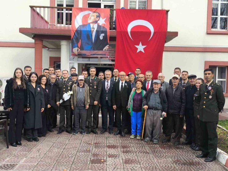 55. Tugay Komutanlığı’ndan Kırklareli Huzurevi’ne anlamlı ziyaret