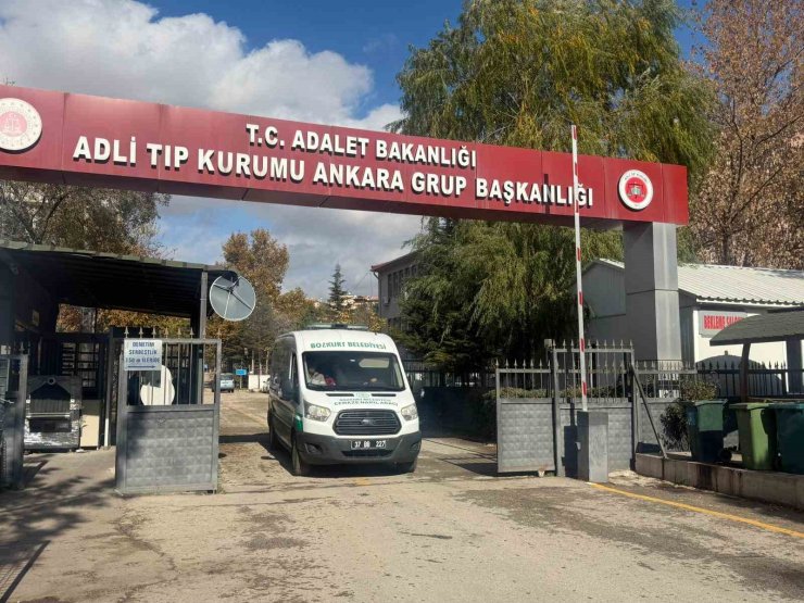Kastamonu’da ölü bulunan anne ile oğlunun Ankara’daki otopsi işlemleri tamamlandı
