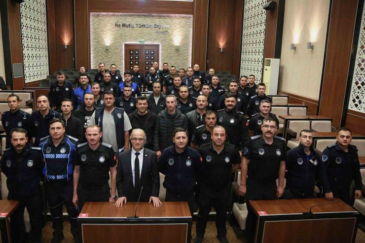 Keçiören zabıtasına ‘denetim ve mevzuat’ eğitimi verildi