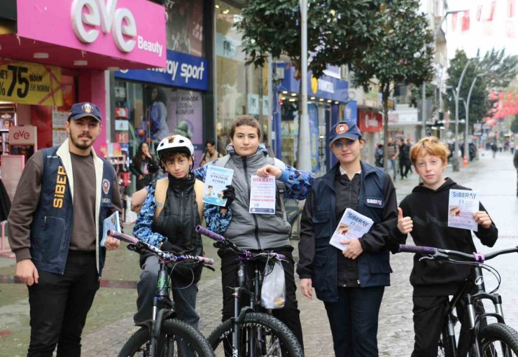 Sakarya polisinden siber suçlara karşı bilinçlendirme çalışması