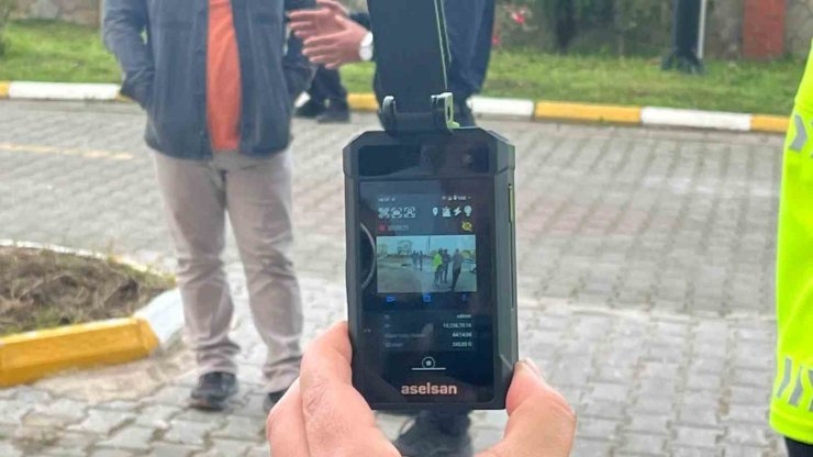 Sinop’ta trafik polislerine yaka kamerası dağıtıldı