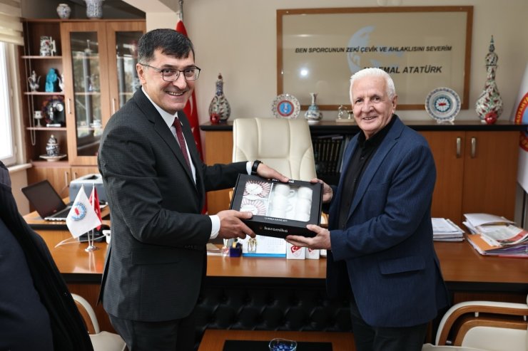 Başkan Eyüp Kahveci: "Kütahya’daki tüm kurum ve kuruluşlarımızla omuz omuza çalışacağız"