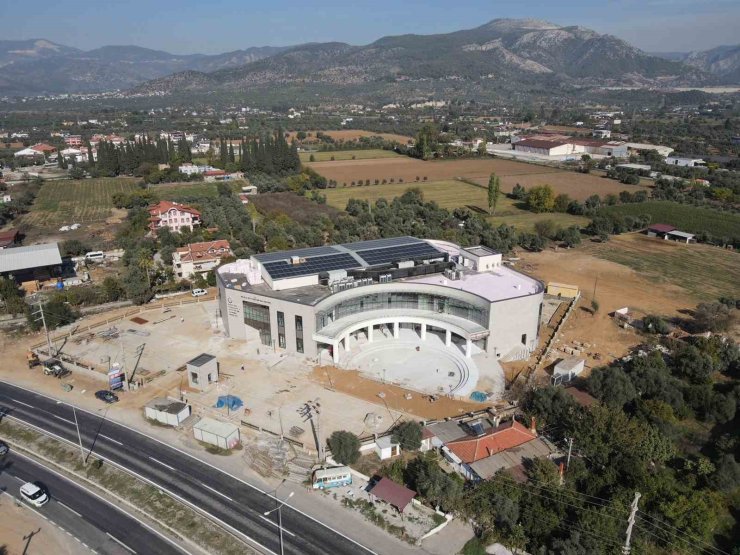 Milas Kültür Merkezi’nde sona yaklaşıldı