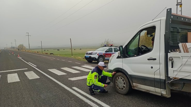 Bulanık’ta kış lastiği denetimi yapıldı