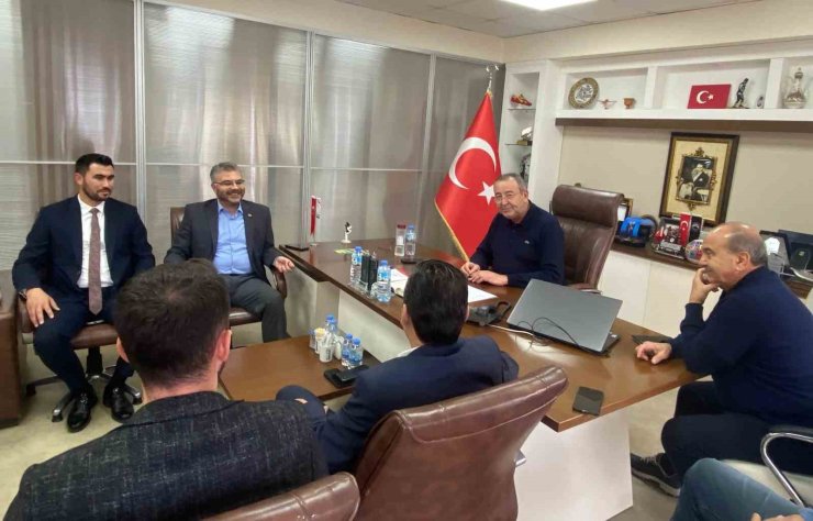 KUTO Yönetimi, Kuşadası ve Turizm Bölgelerinin sorunlarını Özmen’e aktardı