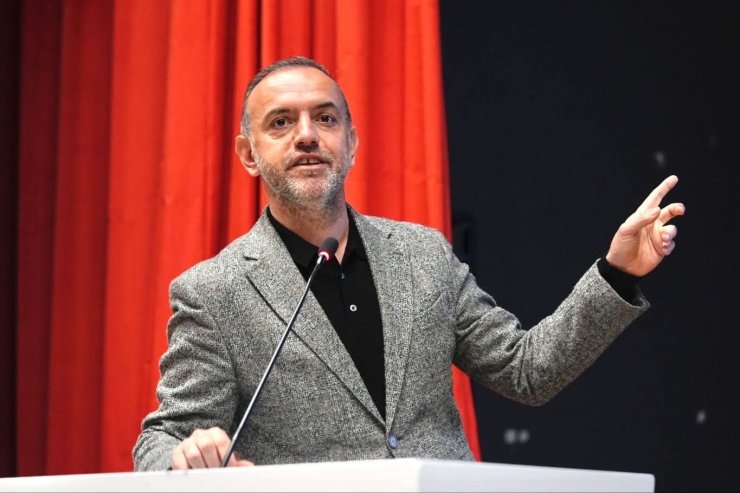 Sancaktepe Belediye Başkanı Yeğin: "4 bin 712 öğrenciye üniversiteye hazırlık eğitimi verdik"