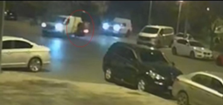 Tekirdağ’da motosikletlinin ağır yaralandığı kaza kamerada