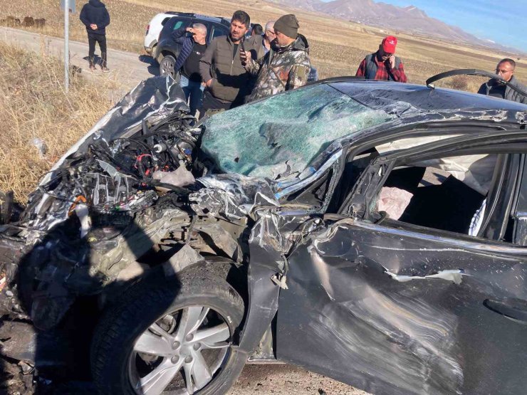 Aşkale’de trafik kazası: 2 yaralı