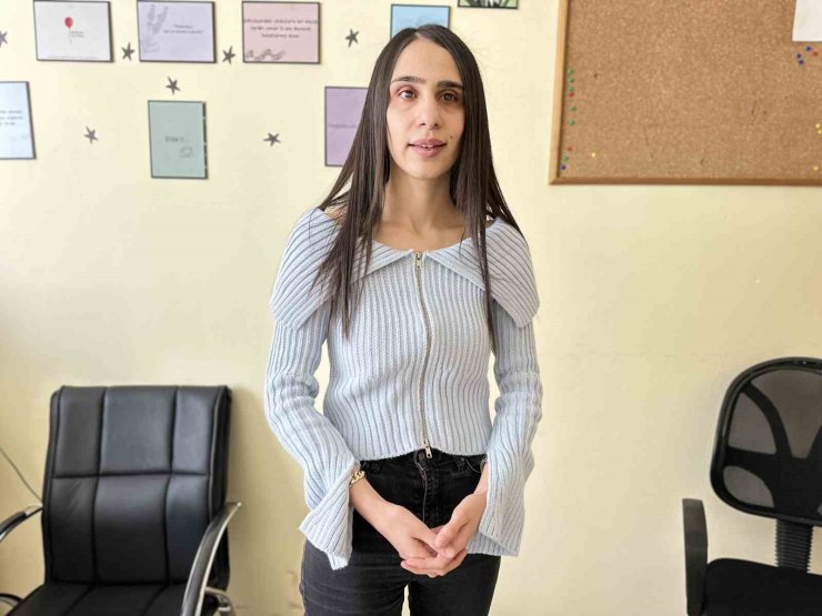 Gözleri görmüyor ama yüreği ışıl ışıl