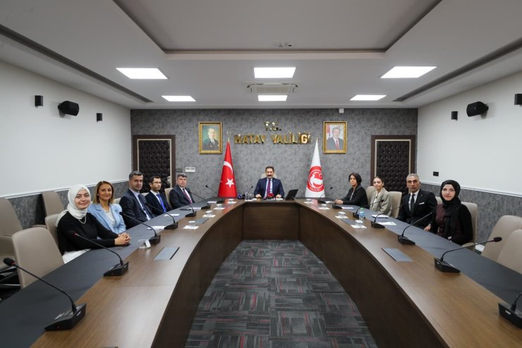 Vali Masatlı’dan asrın felaketi sonrası toplum inşasında etkin rol oynayan öğretmenlere teşekkür