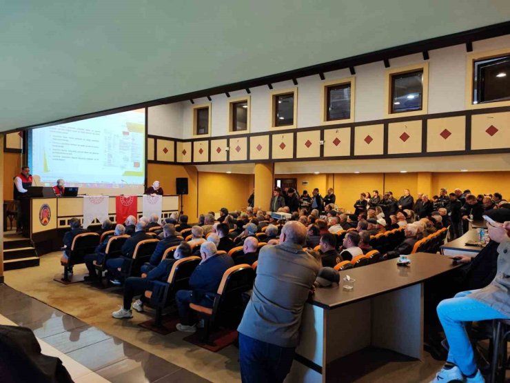 Kırklareli’nde çiftçiye B-reçete uygulaması anlatıldı: Tarım ilaçları reçeteyle satılacak