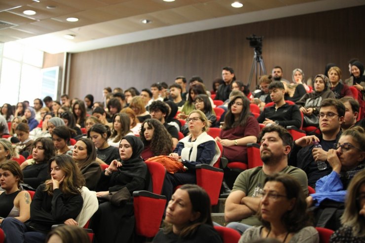 Boşanma ve kadına karşı şiddet paneli düzenlendi