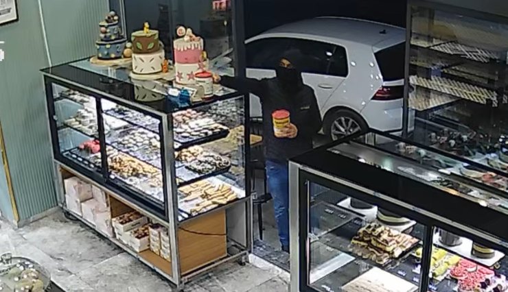 Turgutlu’da SMA bağış kutusu çalındı