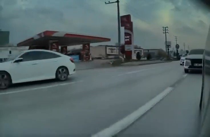 Bursa’da tehlikeli makas kamerada